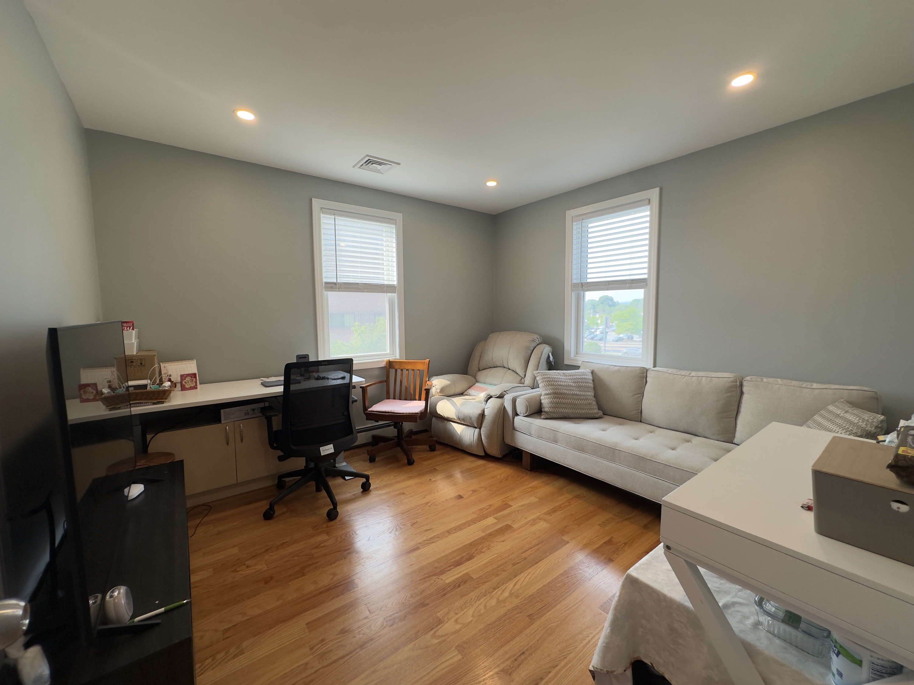 69 Holmes Street - 2